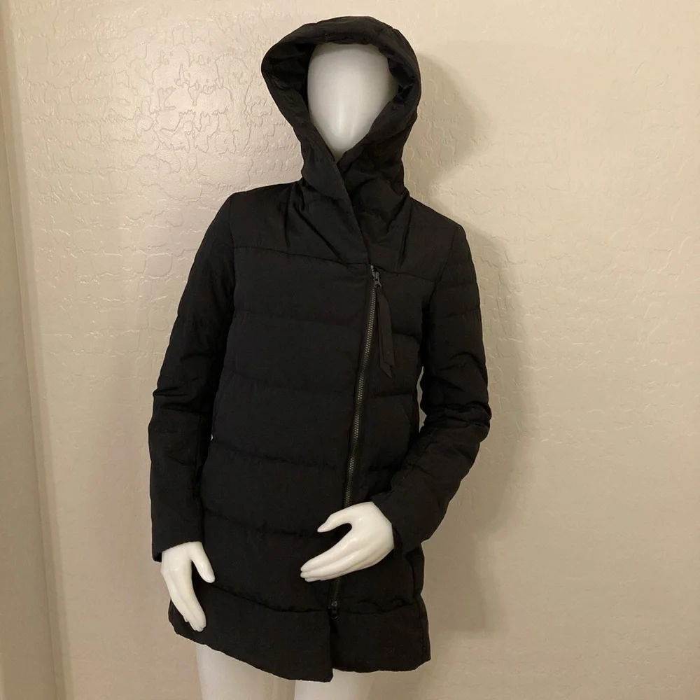 Lululemon Puffy Blanket Jacket Black Size 8